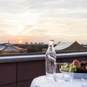 Grand Hyatt Hotel