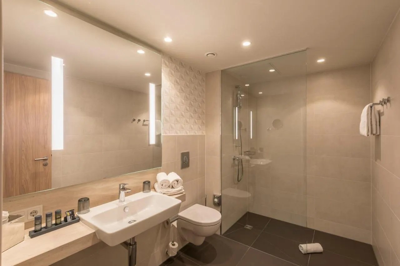 **** Hotel Holiday Inn - Hamburg - Berliner Tor By Ihg Germania