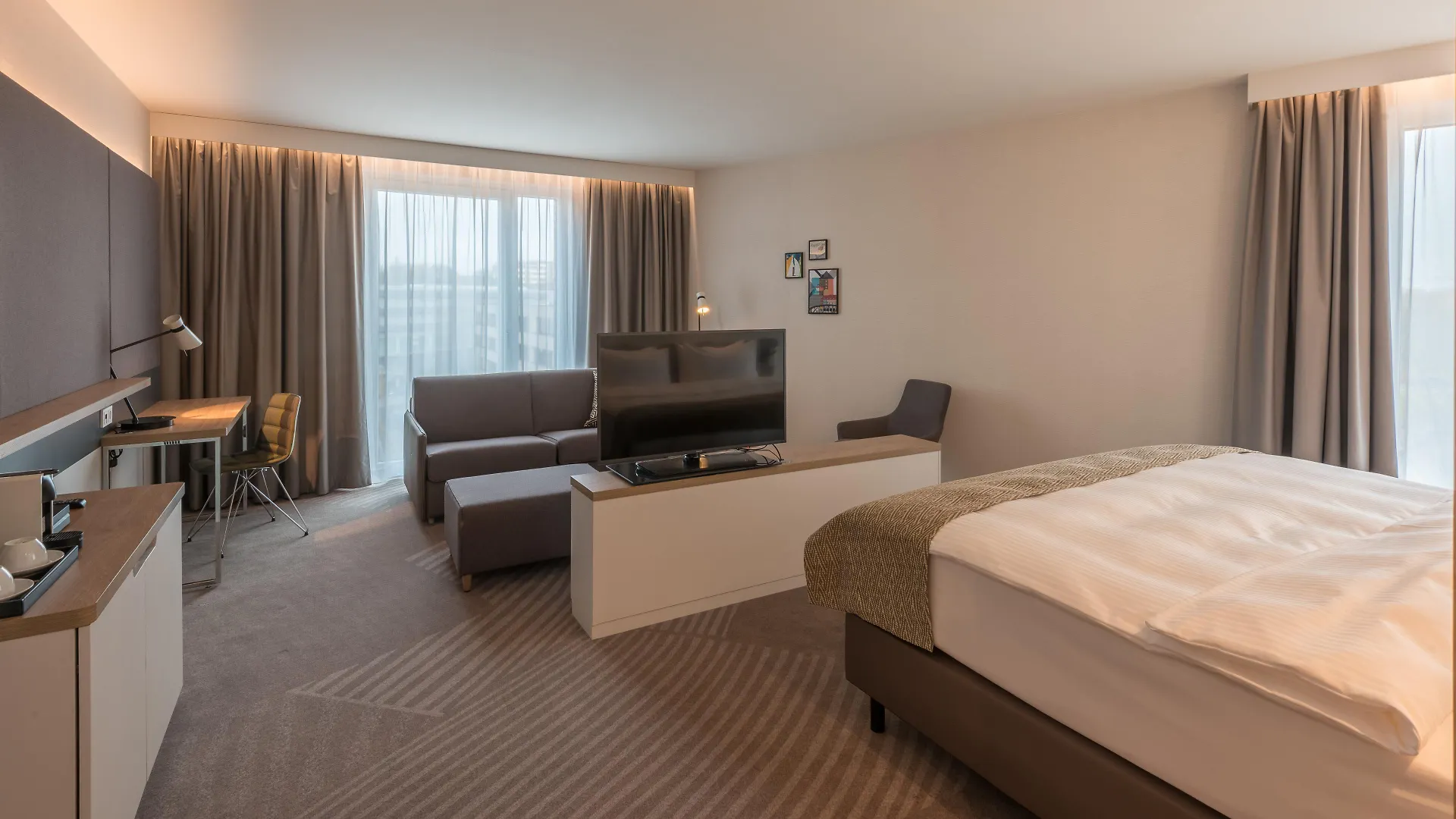 Holiday Inn - Hamburg - Berliner Tor By Ihg 4*,